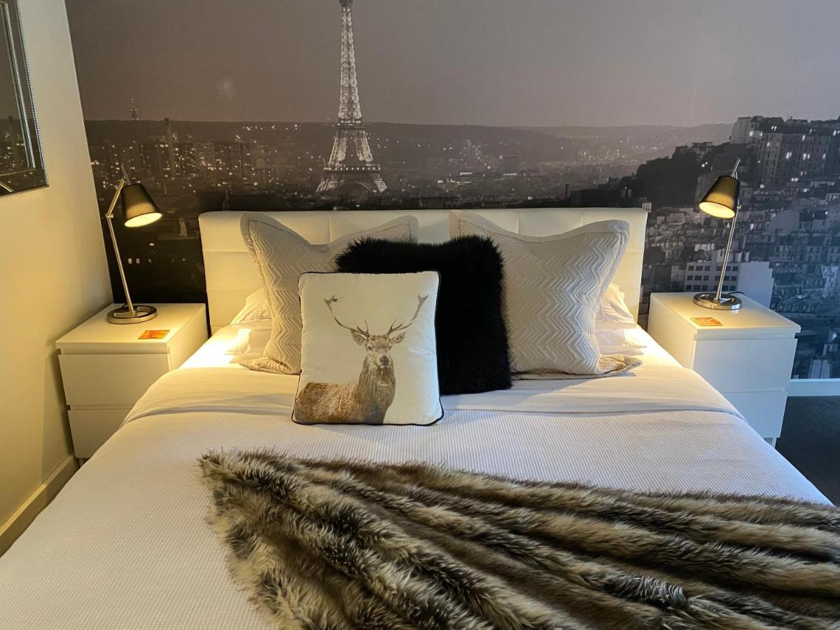 Paris Lorne Apartment ภายนอก รูปภาพ